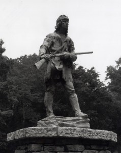 Boone statue by Enid Yandell - Louisville Daniel Boone, by Enid Yandell, Cherokee Park, Lousville