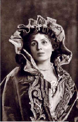 Viola Allen was one of the many famous turn of the century actresses who graced Louisville with her talents.  She had her first stage performance at the age of 14 and later acted in silent films.