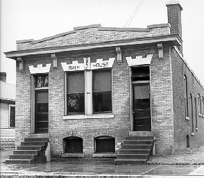 Louisville Public Bath House, 128 N. 18th Street (PBL-2) Filson Photograph Collection